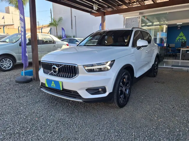 Carro Volvo XC40 2022 Inscription 1.5 T5 Hybrid AWD (Aut)