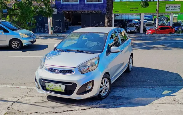 Carro Kia Picanto 2013 1.0 (Flex) J320