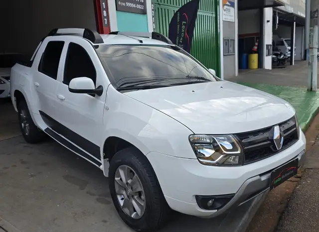 Carro Renault Duster Oroch 2020 2.0 16V Dynamique (Flex)