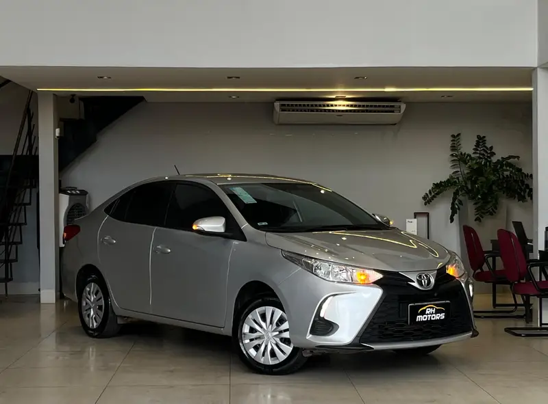 Toyota Yaris Sedan XL 1.5 Flex 16V 4p Aut.