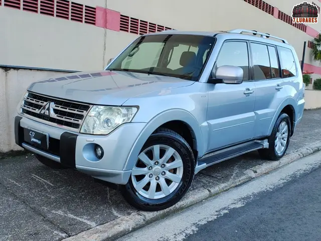 Carro Mitsubishi Pajero Full 2010 3.2 DI-D 5D HPE 4WD
