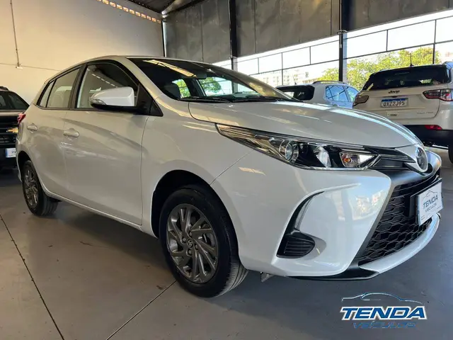 Carro Toyota Yaris 2023 XS 1.5 (Flex) (Aut)