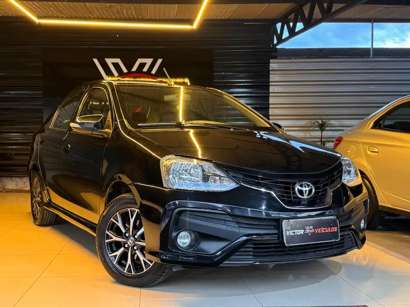Toyota Etios Sedan Platinum 1.5 (Aut) (Flex)