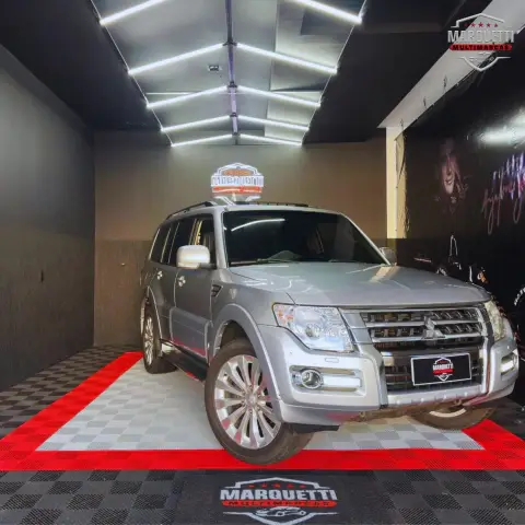 Carro Mitsubishi Pajero Full 2016 3.8 V6 5D HPE 4WD