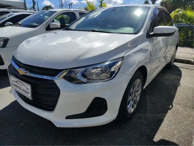 Carro Chevrolet Onix Plus 2020 1.0 LT (Flex)