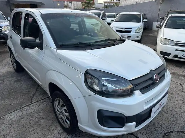 Carro Fiat Uno 2019 Attractive 1.0 8V (Flex) 4p
