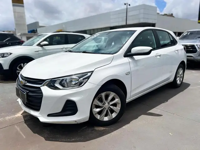Carro Chevrolet Onix 2023 LT 1.0