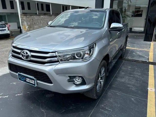 Carro Toyota Hilux Cabine Dupla 2018 Hilux 2.8 TDI SRX CD 4x4 (Aut)