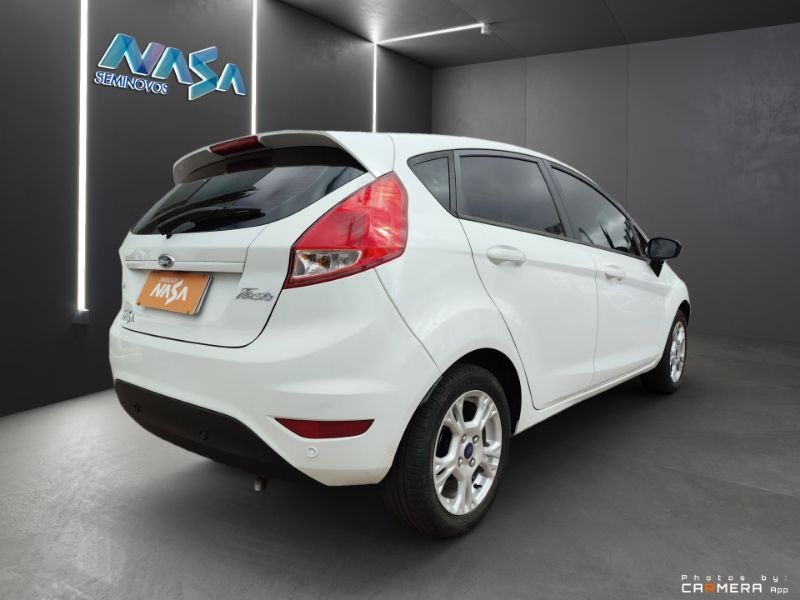 Fiesta Hatch 1.6 (Flex)2