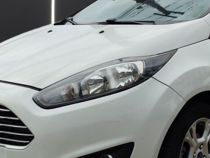 Fiesta Hatch 1.6 (Flex)4