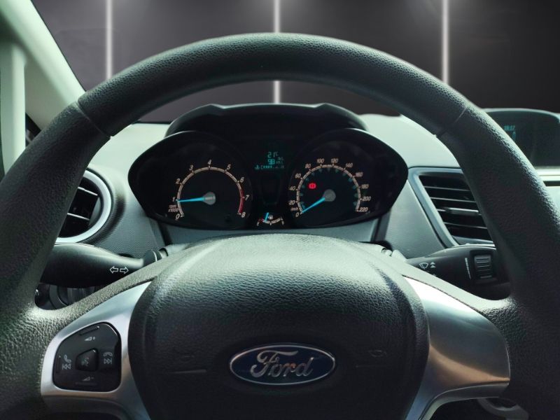 Fiesta Hatch 1.6 (Flex)7