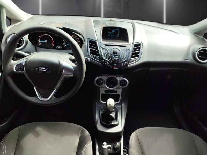 Fiesta Hatch 1.6 (Flex)9