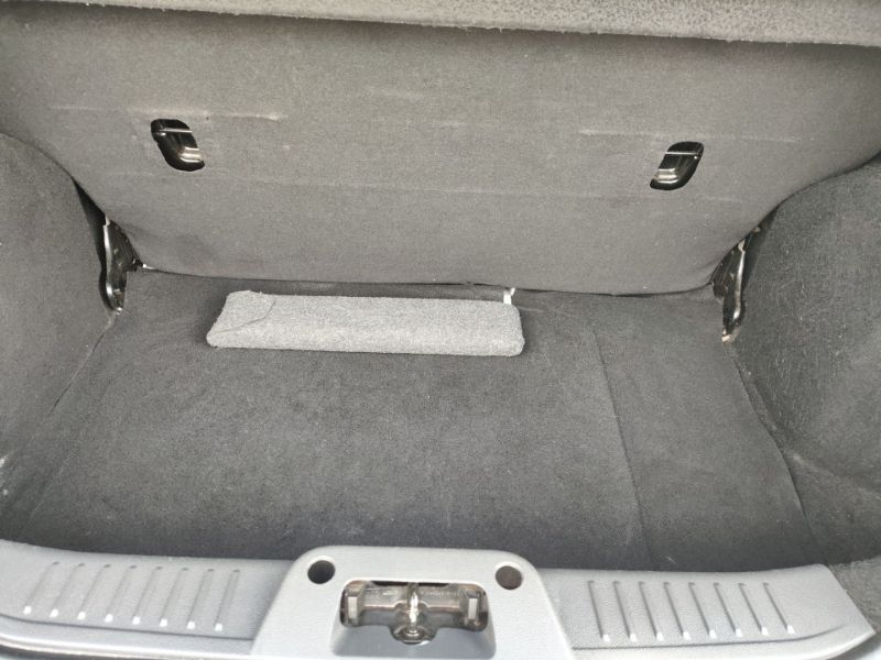 Fiesta Hatch 1.6 (Flex)11