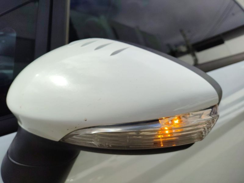 Fiesta Hatch 1.6 (Flex)13