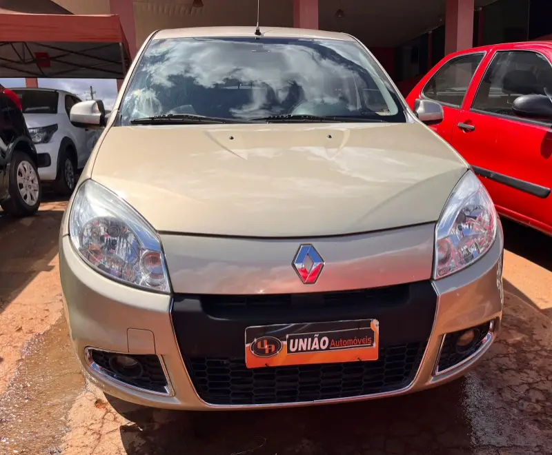 Renault Sandero Privilege 1.6 16V (Flex)(aut)