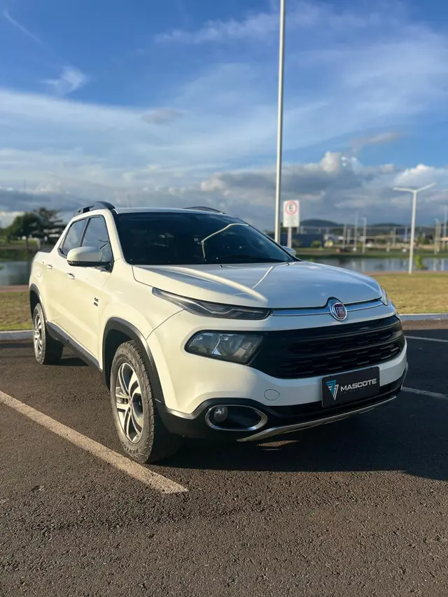 Carro Fiat Toro 2019 2.0 TDI Freedom Auto 4WD (Diesel)