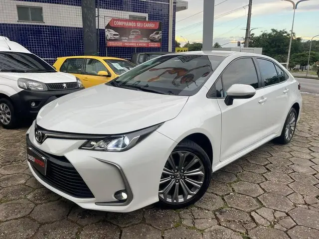 Carro Toyota Corolla 2022 XEi 2.0 Flex 16V Aut.
