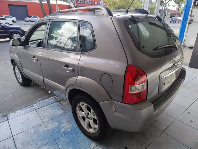 Carro Hyundai Tucson 2011 GL 2.0 16V