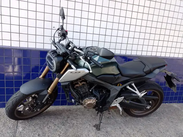 Carro Honda CB 650R 2023 (ABS)