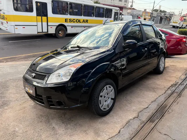 Carro Ford Fiesta Sedan 2008 1.6 (Flex)