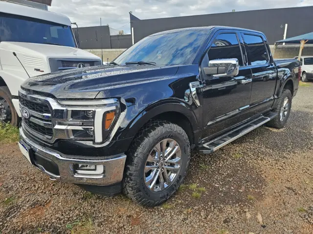 Carro Ford F-150 2024 Lariat 5.0 (Aut.)