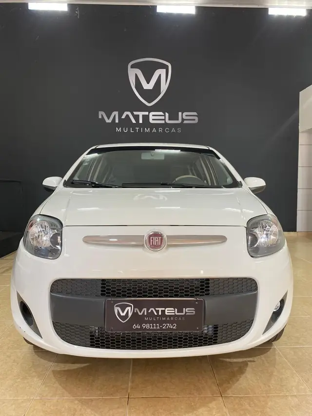 Carro Fiat Palio 2013 Attractive 1.0 8V (Flex)