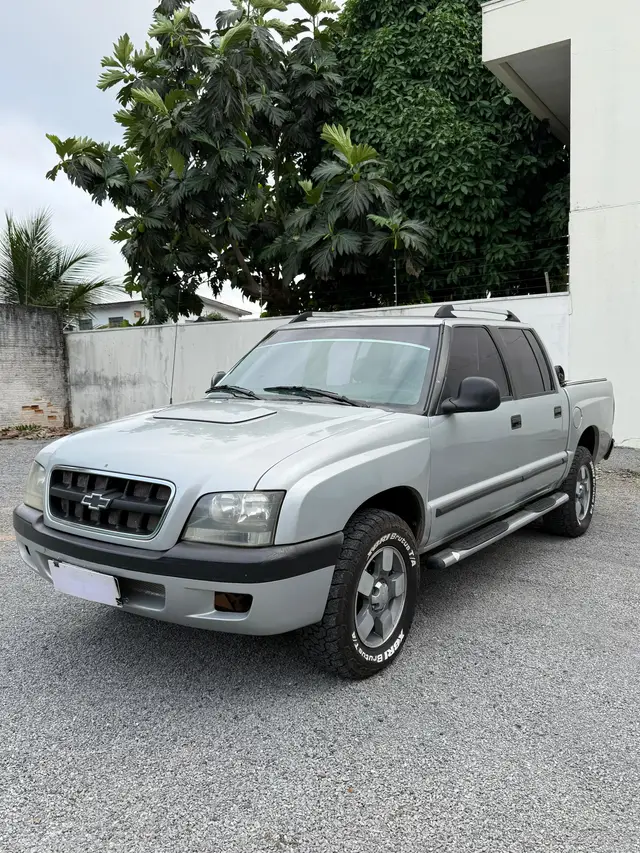 Carro Chevrolet S10 Cabine Dupla 2002 S10 Luxe 4x2 2.8 (Cab Dupla)