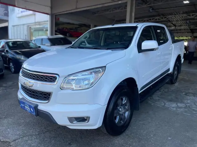 Carro Chevrolet S10 Cabine Dupla 2013 S10 2.8 CTDI LS 4WD (Cabine Dupla)