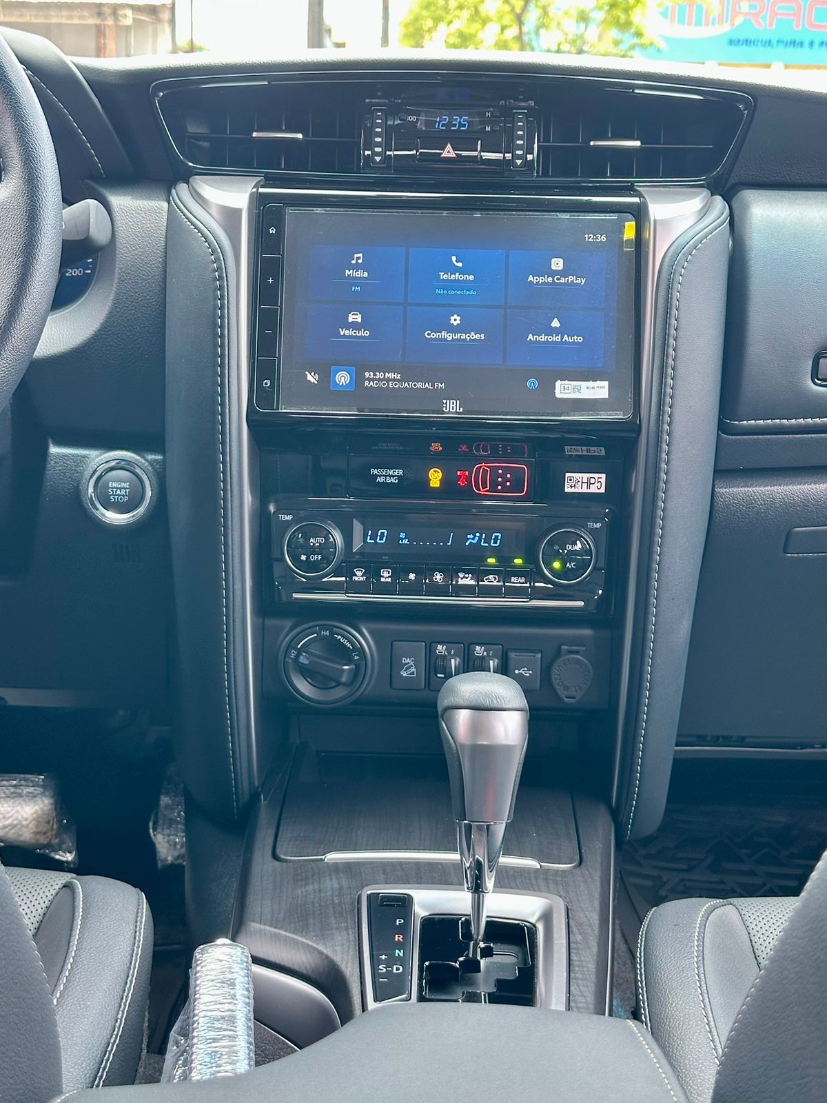 Toyota SW4