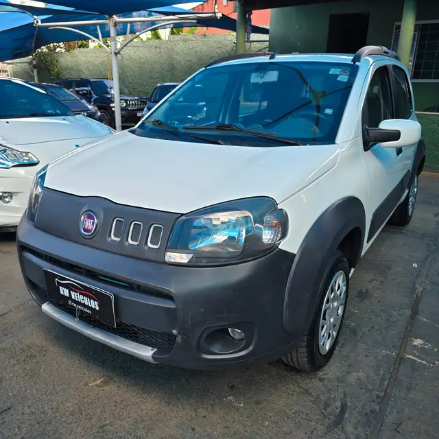 Carro Fiat Uno 2014 Way 1.0 8V (Flex) 4p