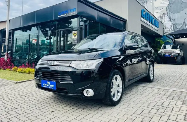 Carro Mitsubishi Outlander 2015 2.0 16V CVT
