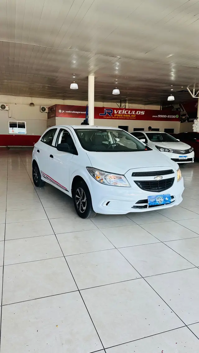 Carro Chevrolet Onix 2019 1.0 Joy SPE/4