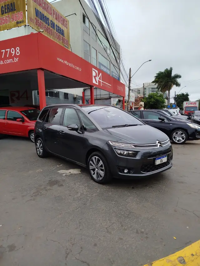 Carro Citroën C4 Picasso 2016 1.6 16V THP Intensive (Aut)