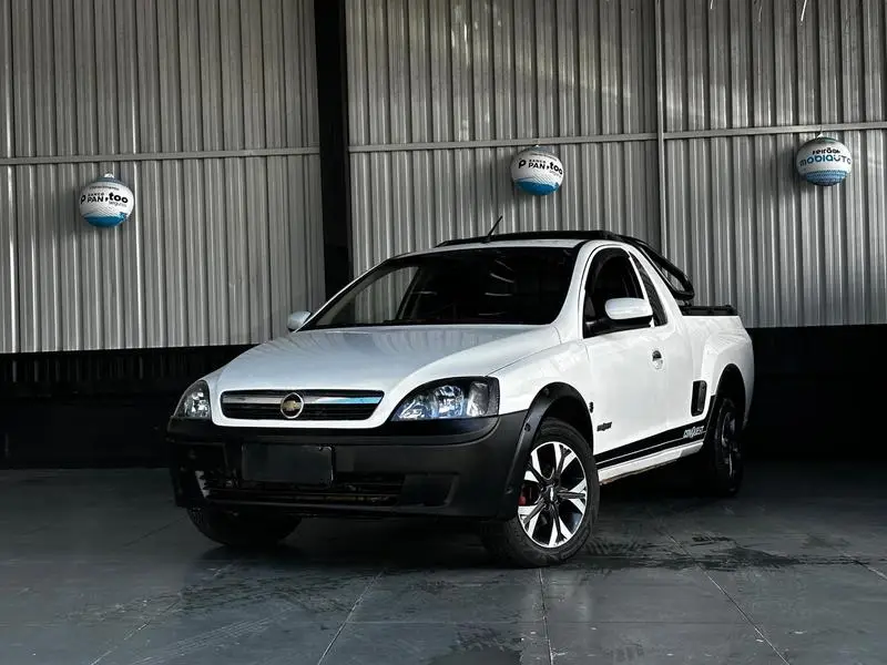 Chevrolet Montana Conquest 1.4 (Flex)