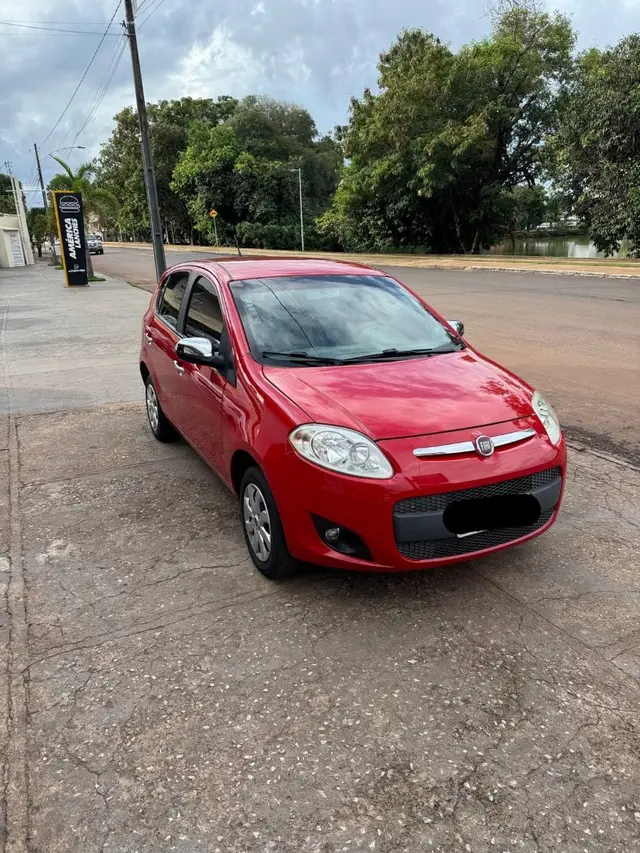 Carro Fiat Palio 2014 Attractive 1.0 8V (Flex)