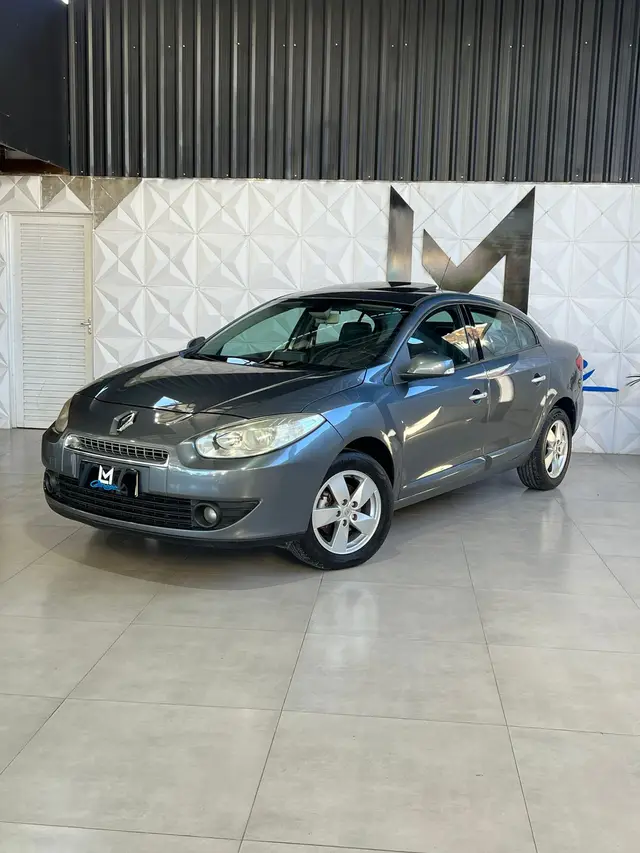 Carro Renault Fluence 2011 2.0 16V Dynamique (Flex)