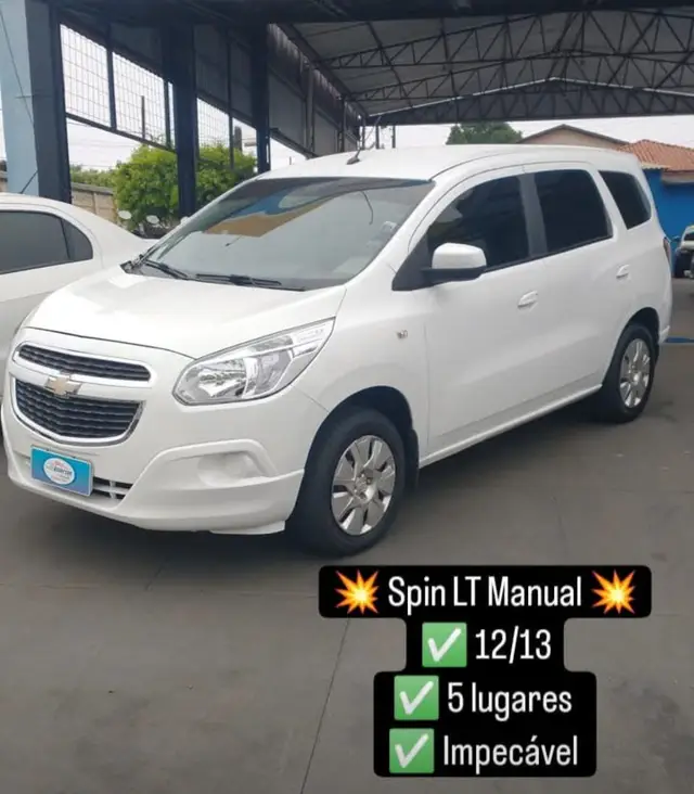 Carro Chevrolet Spin 2013 LT 5S 1.8 (Flex)