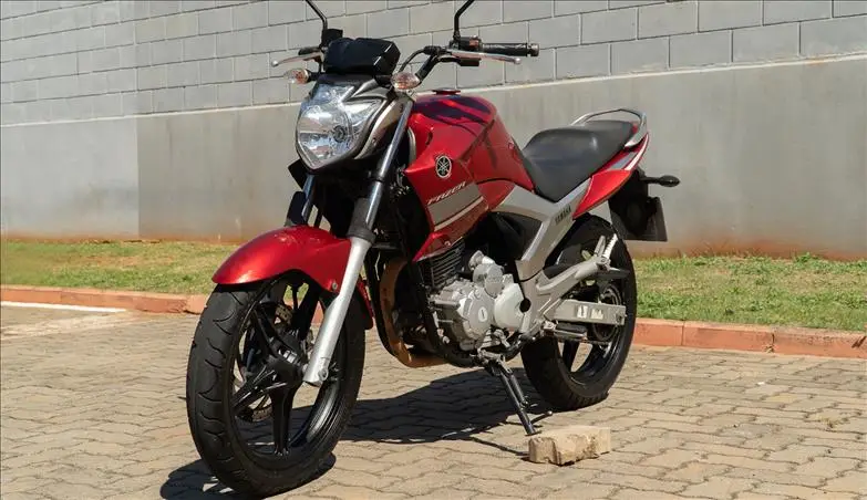 Yamaha YS 250 Fazer FAZER L. EDITION /BLUEFLEX