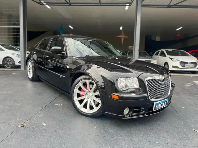 Carro Chrysler 300C 2010 SRT-8 6.1 V8