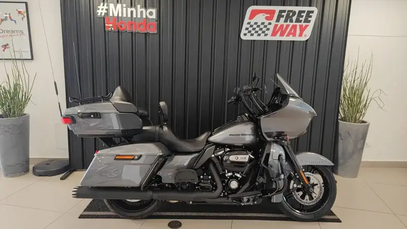 Harley-Davidson Road Glide LIMITED FLTRK