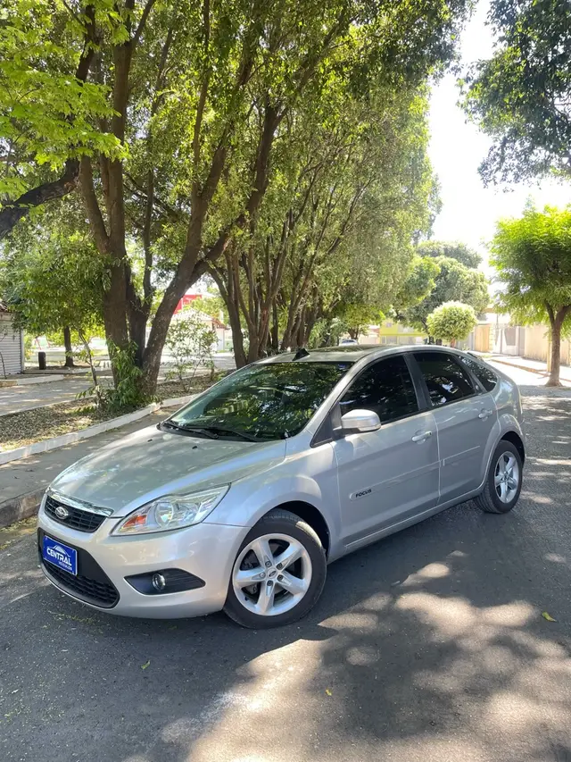 Carro Ford Focus Hatch 2011 Ghia 2.0 16V (Flex)