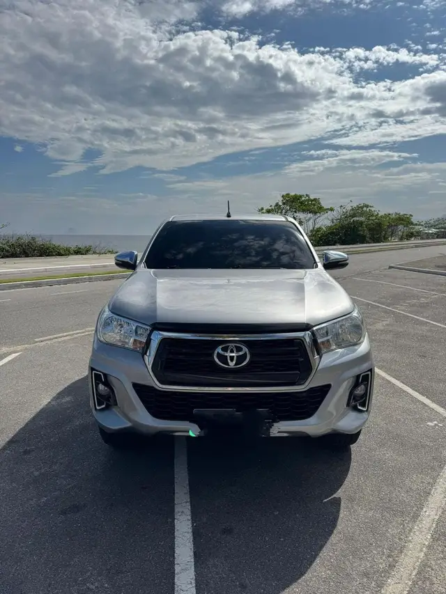 Carro Toyota Hilux Cabine Dupla 2019 Hilux 2.8 TDI SRV CD 4x4 (Aut)