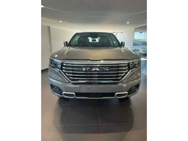 Carro RAM Rampage 2024 Laramie 2.0 Turbo