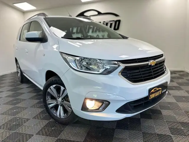 Carro Chevrolet Spin 2023 Premier 1.8 (Aut.)