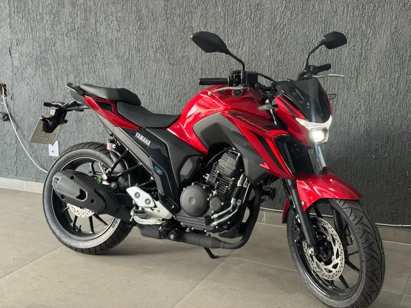 Yamaha Fazer FZ25 Connected