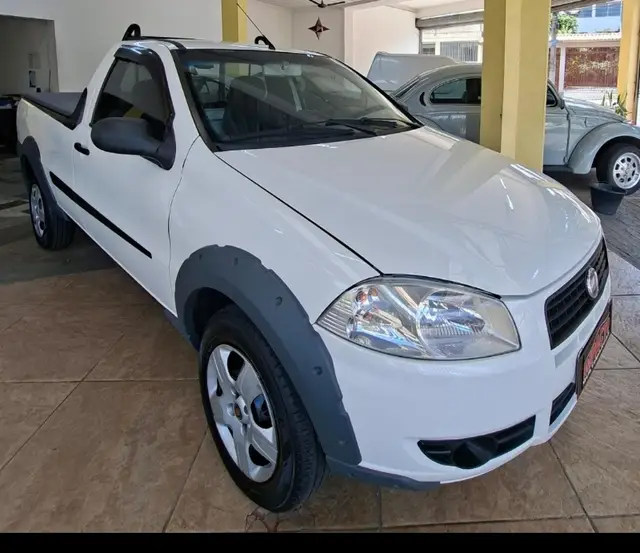 Carro Fiat Strada 2013 Working 1.4 (Flex)