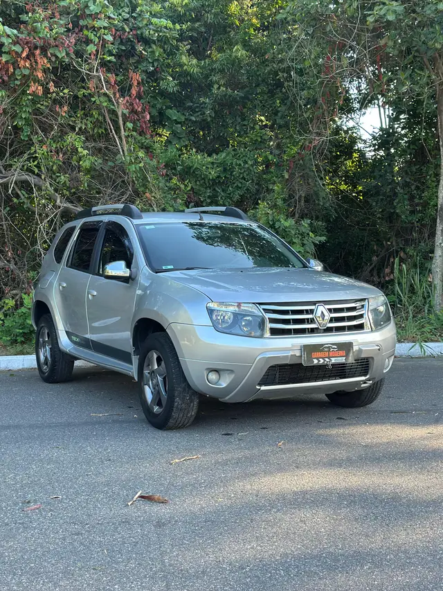 Carro Renault Duster 2014 2.0 16V Dynamique (Flex)(Aut)