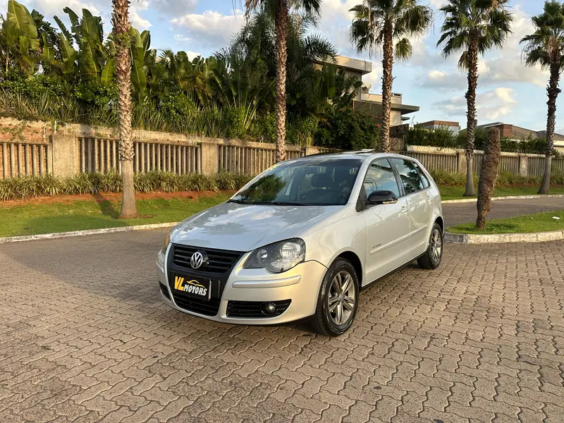 Volkswagen Hatch. Sportline 1.6 8V (Flex)