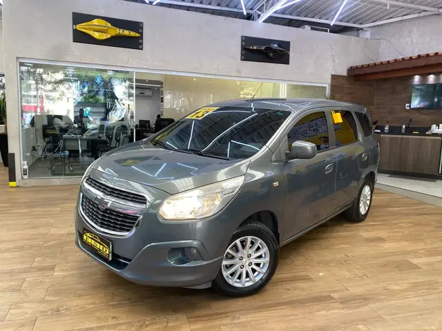 Carro Chevrolet Spin 2013 LT 5S 1.8 (Aut) (Flex)