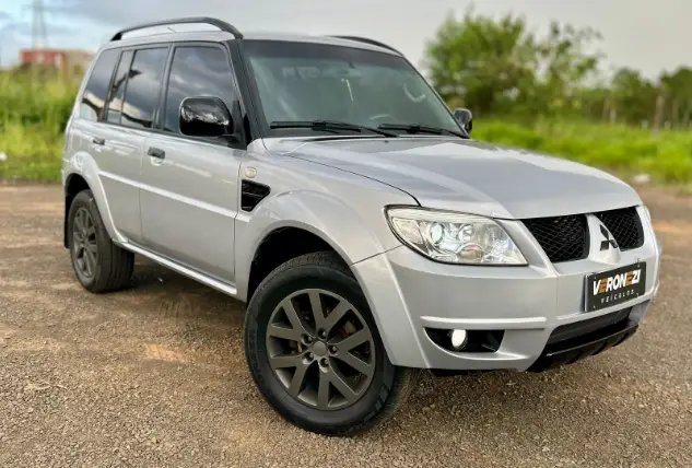 Carro Mitsubishi Pajero TR4 2011 GLS 2.0 16V (Flex)
